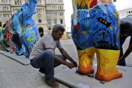 El proyecto United Buddy Bears, conformado por esculturas de osos de dos metros de altura llegó a Cuba desde Alemania, con una exposición callejera inaugurada el 16 de enero.